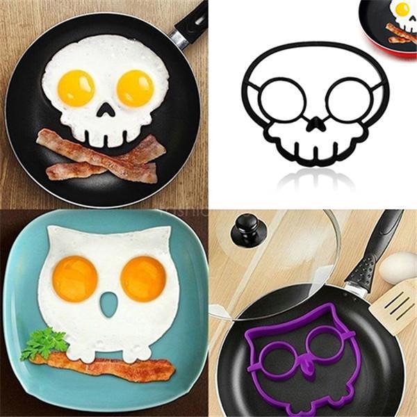 Form til stekt egg med halloween-skrekkskalle