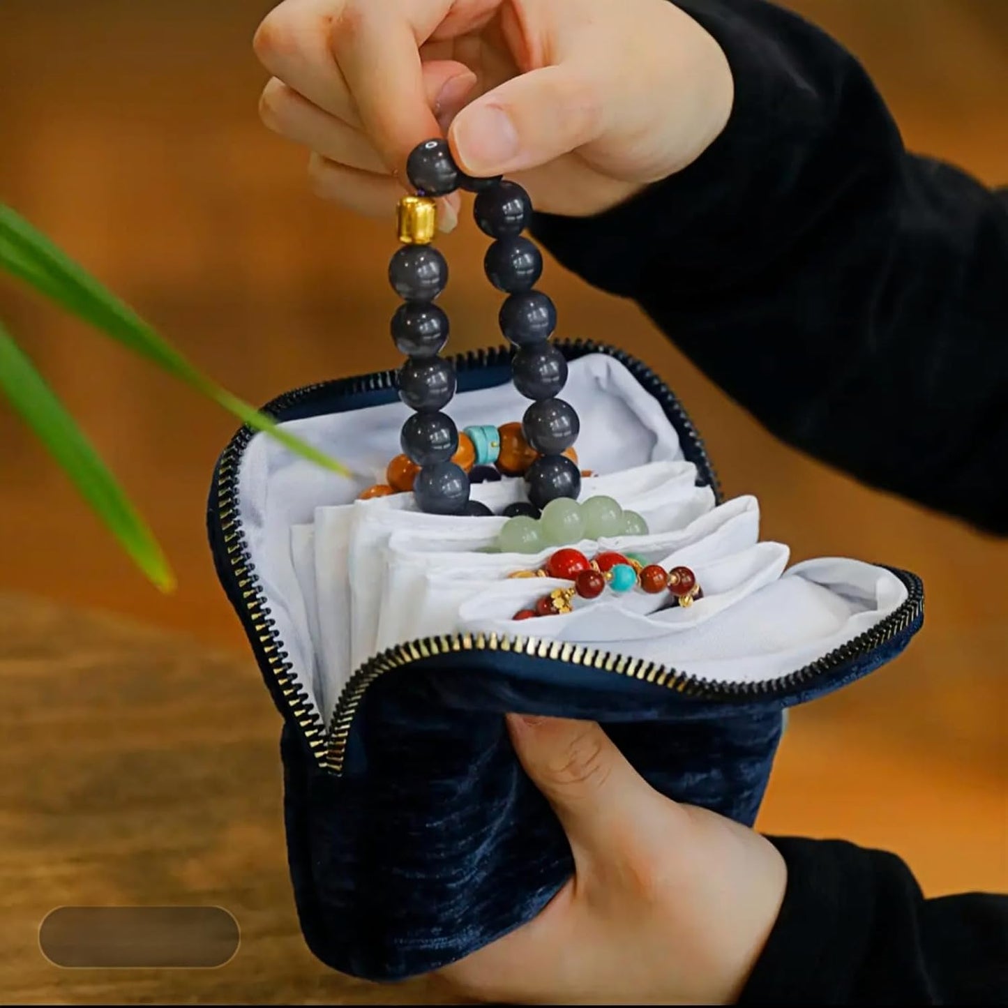 💖2025 Reisesmykkeskrin